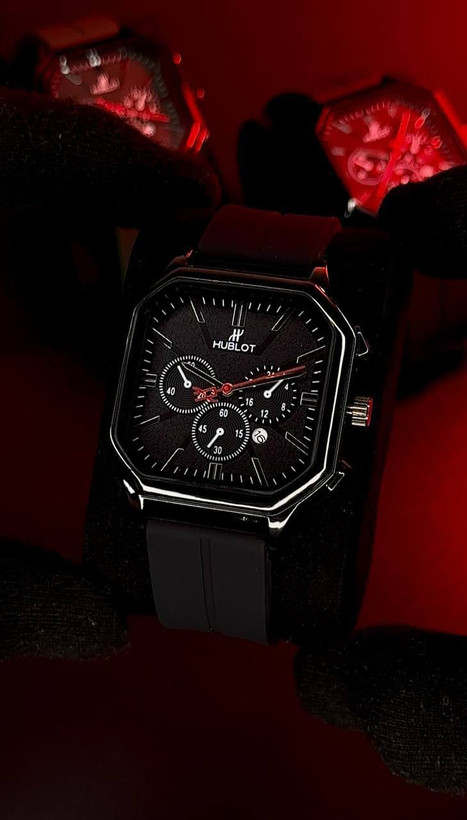 ساعت مردانه هابلوت طرح سه موتوره